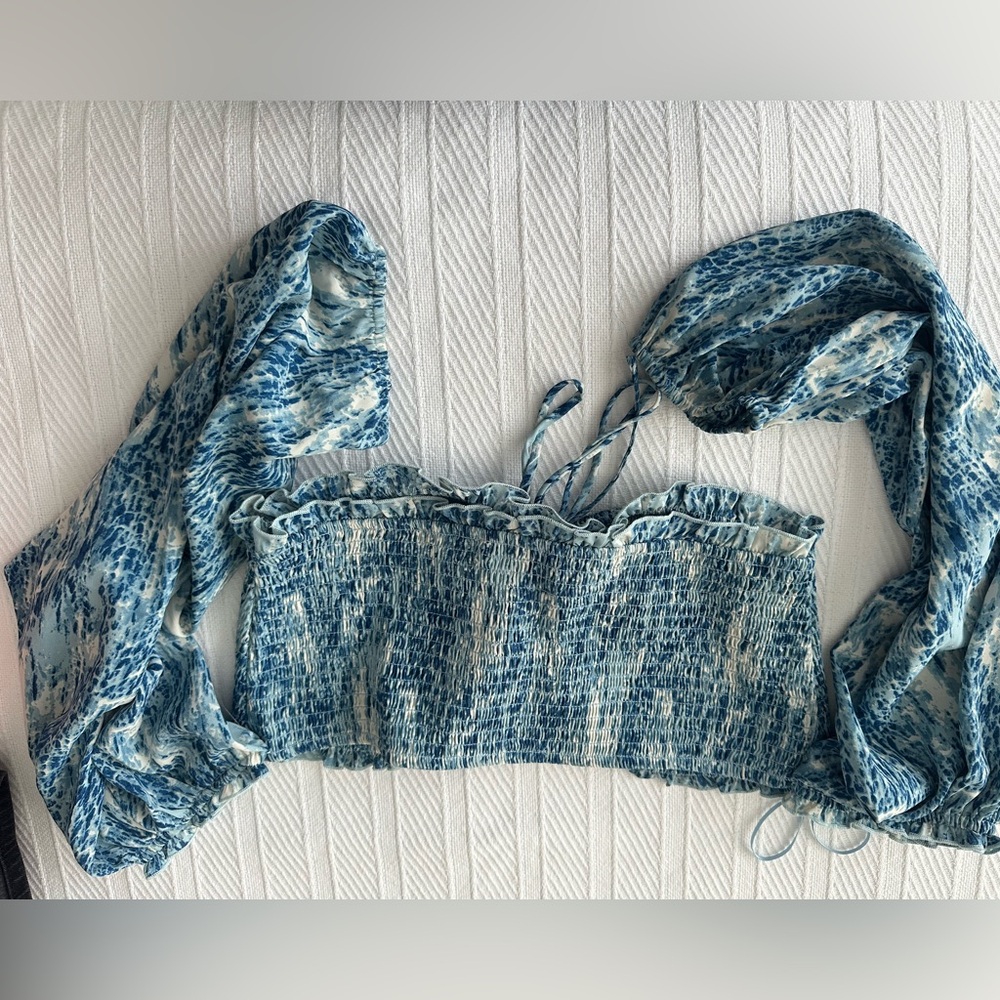 Vici x Summer Of Diane Women’s Crop Top Blouse Long Sleeve Blue Floral Size L